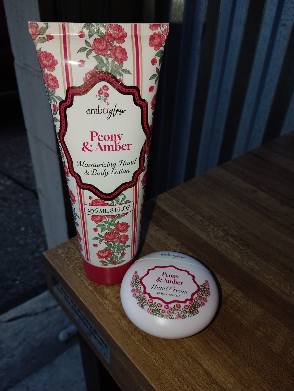 amberglow Peony & Amber Moisturizing Hand & Body Lotion — Pink Floral